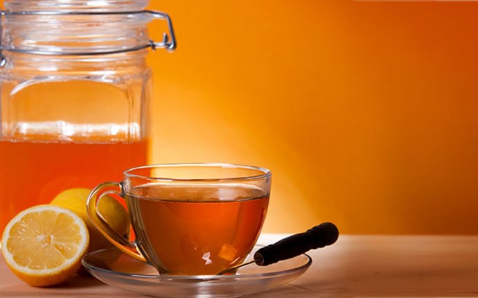 4 Simple Ways To Use Honey And Warm Water For Weight Loss