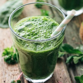 Reduce Belly Fat with a Plant-Protein Smoothie